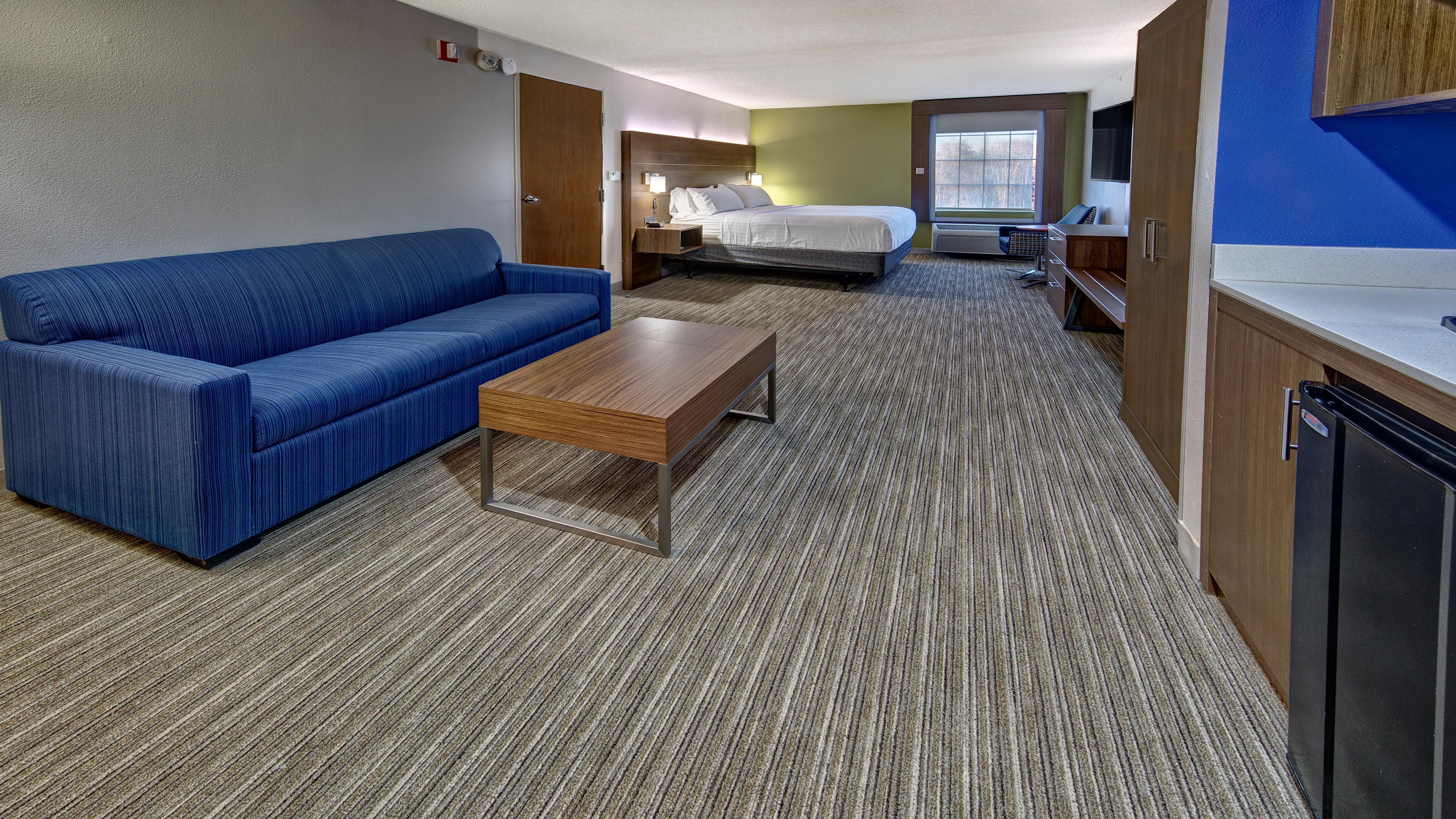 Holiday Inn Express & Suites Crossville By Ihg Exterior photo