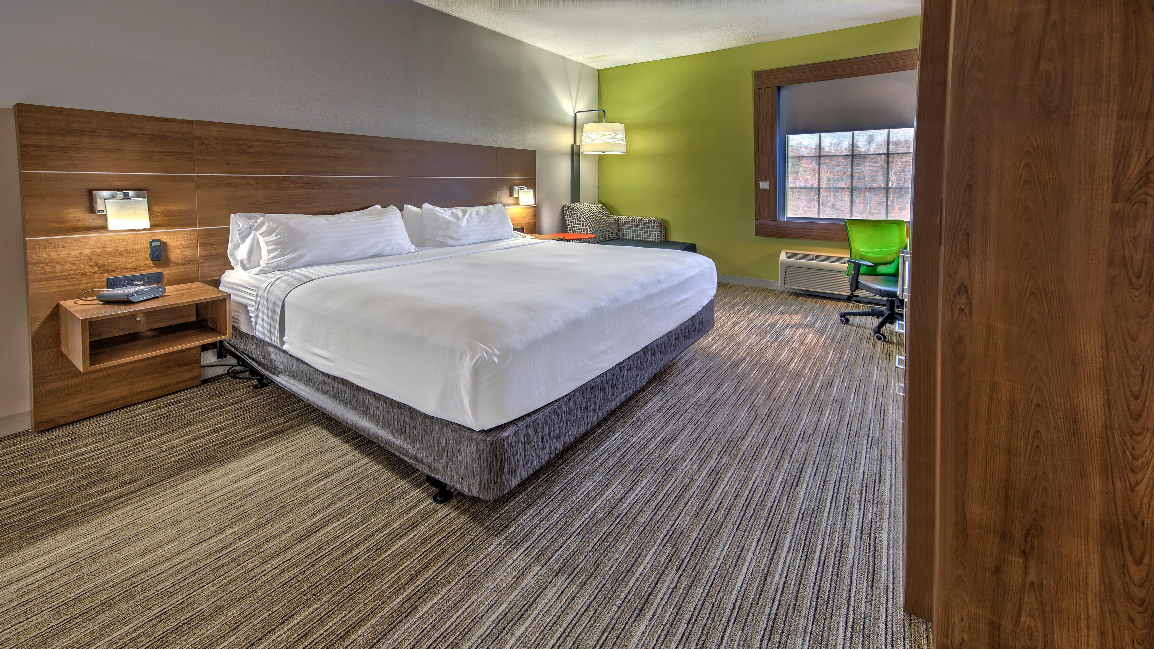 Holiday Inn Express & Suites Crossville By Ihg Exterior photo