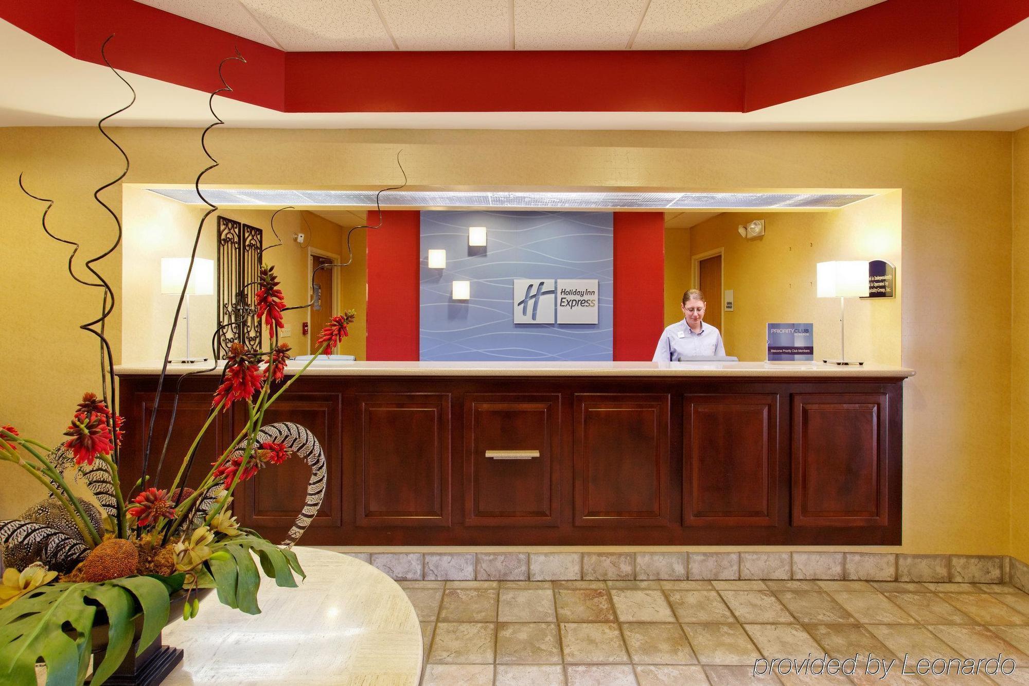 Holiday Inn Express & Suites Crossville By Ihg Interior photo